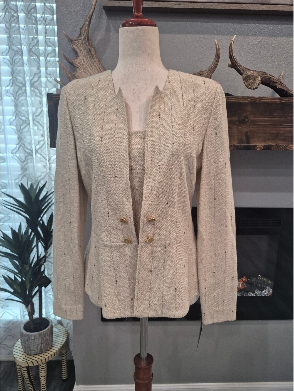 New TOULA Blazer Size 6